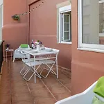 Balcony With View Graca Free Parking Lisboa