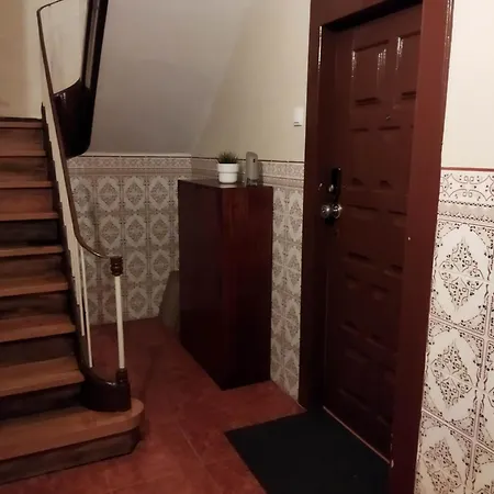 27 A Graca Cozy With Balcony And Free Parking Lisbon