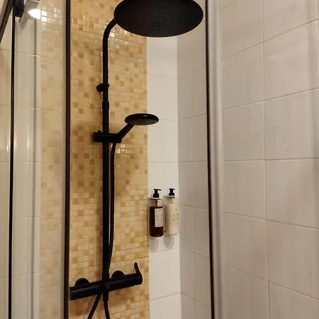Apartment 27 A Graca Cozy With Balcony And Free Parking Lisbon