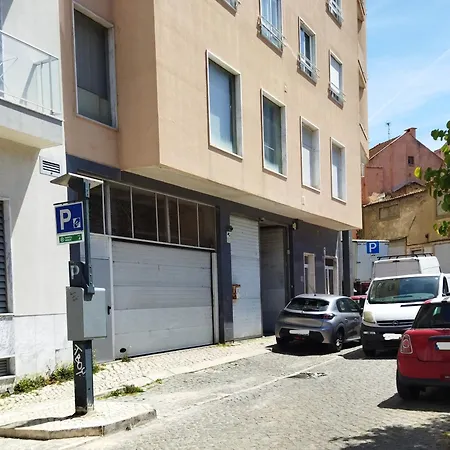 27 A Graca Cozy With Balcony And Free Parking * Lisbon