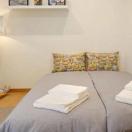 27 A Graca Cozy With Balcony And Free Parking Lisbon