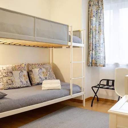 27 A Graca, Free Private Parking And Balcony شقة *