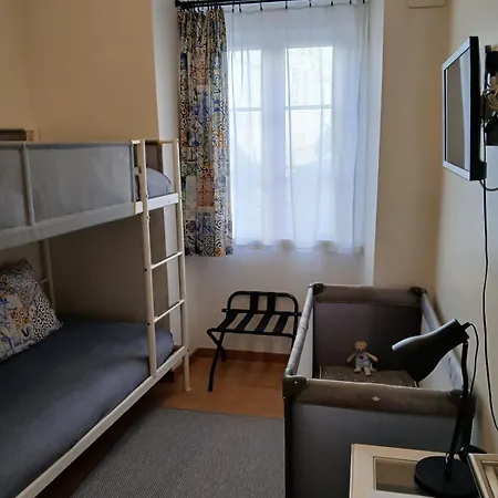 27 A Graca, Free Private Parking And Balcony *