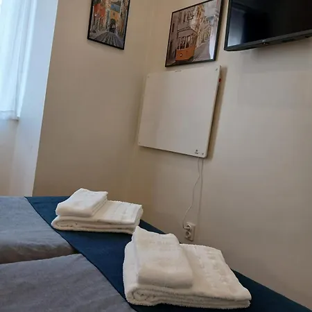 Balcony With View Graca Free Parking Lissabon