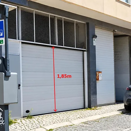 27 A Graca, Free Private Parking And Balcony