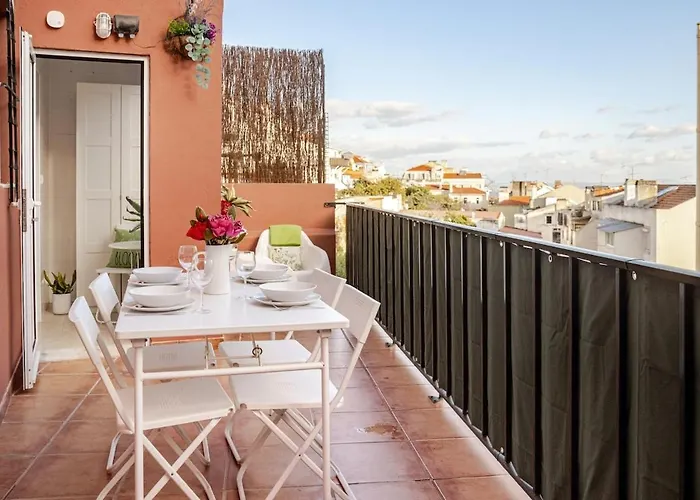 Balcony With View Graca Free Parking Lejlighed