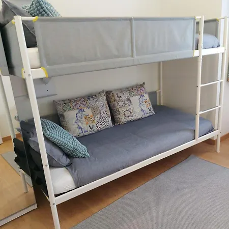 Апартаменты Balcony With View Graca Free Parking Лиссабон