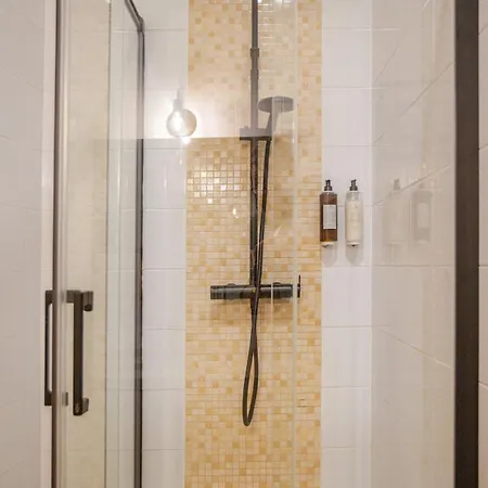 Apartment Balcony With View Graca Free Parking *